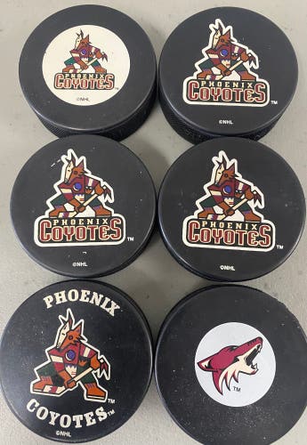 New Arizona / Phoenix Coyotes Pucks