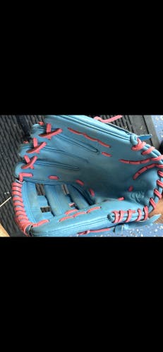 44 Pro 44 RH Baseball Glove 11.5" (Used)
