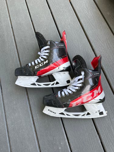 2021 CCM JetSpeed FT4 Pro Hockey Skates Regular Width 8.5 (Used)