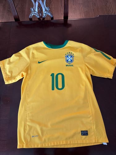 Neymar Jr. World Cup Brazil Jersey (Adult Small)