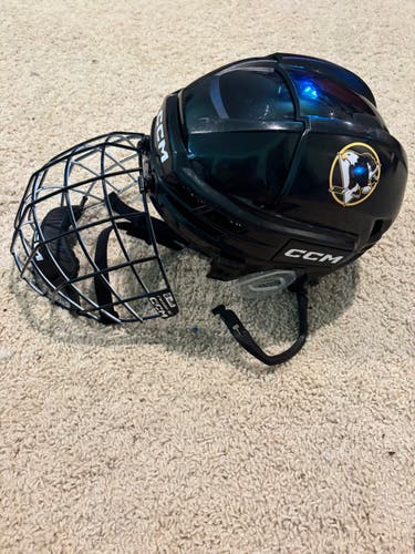 Medium CCM Tacks 720 Helmet (Used)