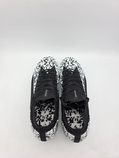 Under Armour Rare Shadow Elite 3 SG QR Code Soccer Cleats  display picture 3