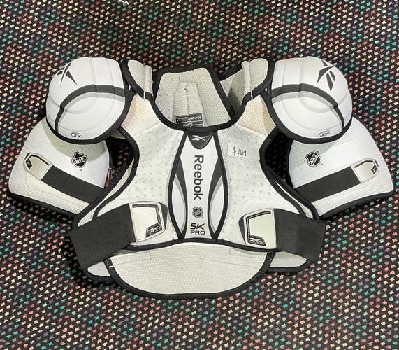 Senior M/L Reebok 5K Shoulder Pads Pro Stock (New)