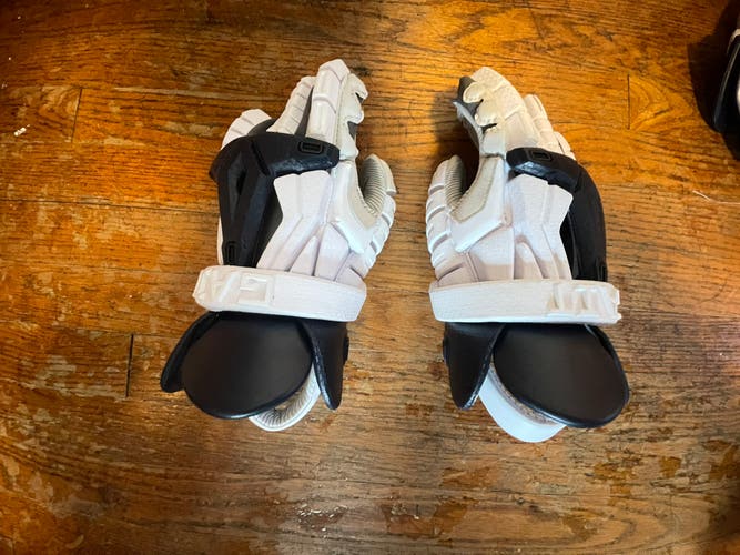Yale Team Gait Lacrosse Gloves (New)