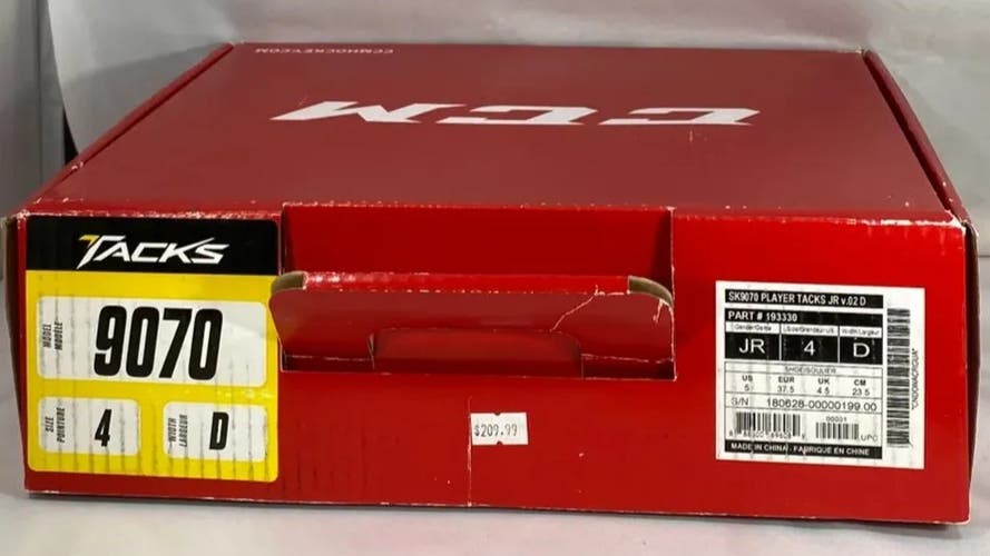 CCM Tacks 9070 Hockey Skates Size 4 (New)