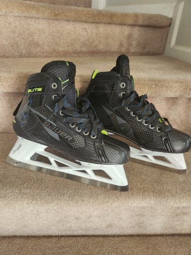 2024 Bauer Elite Hockey Goalie Skates Regular Width 9 (Used)