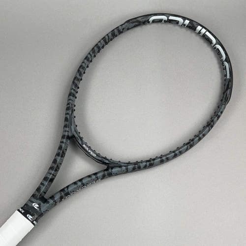 Solinco Blackout 300 V2 Tennis Racquet 4 3/8" Grip & 100in Head Size