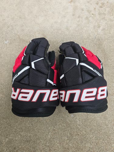 Bauer Supreme M5 Pro Gloves 11" (Used)