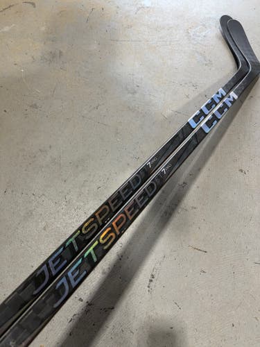 2 Pack CCM JETSPEED FT7 PRO, Pro Stock Hockey Stick Grip P90 80 Flex Left 4083