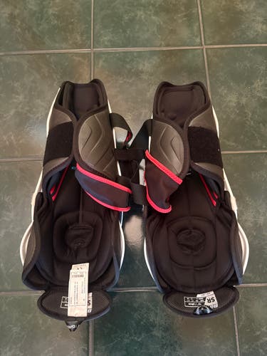 Senior Bauer Vapor 2X 15" Shin Pads (New)