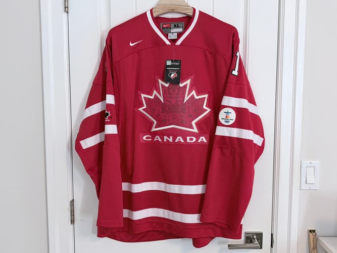 BNWT Authentic Nike 2010 Olympics Team Canada Roberto Luongo Red Jersey Size XL