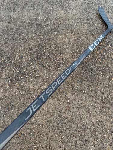 CCM JETSPEED FT7 PRO, Pro Stock Hockey Stick Grip P90 95 Flex Left 4094