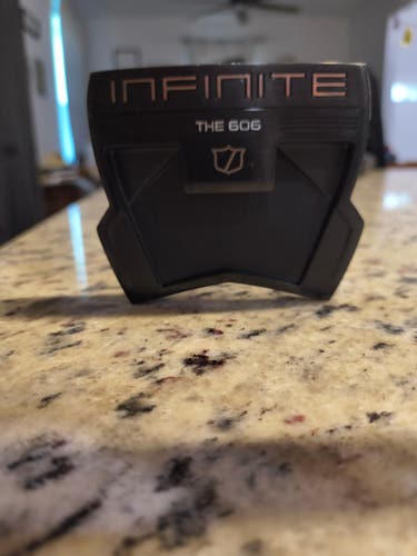 Men's Wilson Mallet Infinite Zero Torgue Right Handed Putter Graphite Shaft 34" (New)