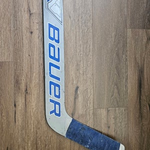 Intermediate Bauer Supreme M5 Pro Regular Goalie Stick 24" Paddle (Used)
