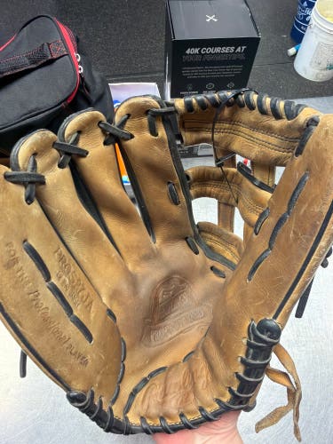 Rawlings Pro Preferred RH Outfield Baseball Glove 12.75" (Used)
