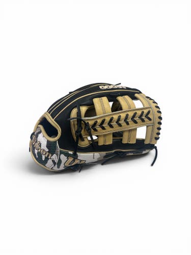 2024 Outfield RH Wilson A2000 1810 Baseball Glove 12.75" (New)
