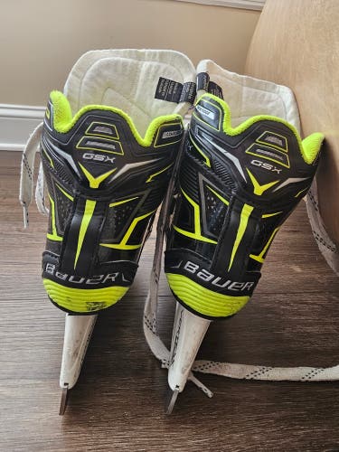 Bauer GSX Hockey Goalie Skates Regular Width Size 2 (Used)