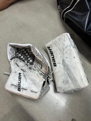 Bauer Supreme Ultrasonic Glove Blocker Set