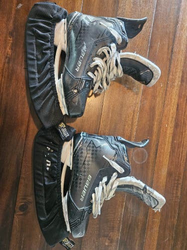 Black 2024 Bauer Supreme Shadow Hockey Skates Regular Width Size 5 (Used)