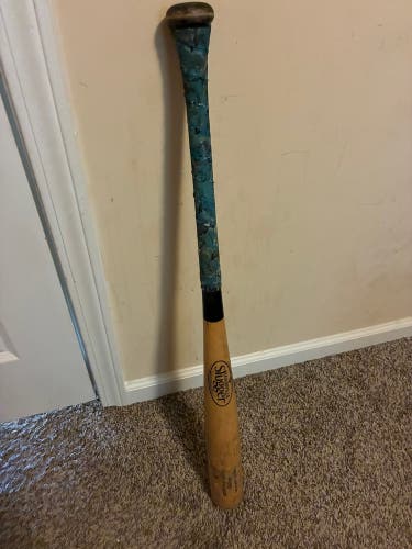 2023 Louisville Slugger Legacy Series Wood Bat 31 oz 33" (Used)
