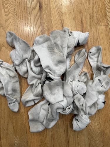 White Men's Nike Socks