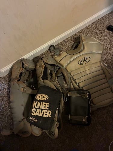 Gray Rawlings Catcher's Set (Used)