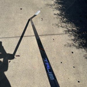Senior True HZRDUS 9x4 Right Handed Hockey Stick P86 75 Flex (Used)