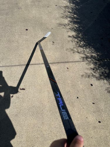 Senior True HZRDUS 9x4 Right Handed Hockey Stick P86 75 Flex (Used)