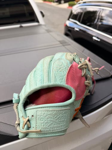 RH Infield Baseball Glove 11.5" (Used)