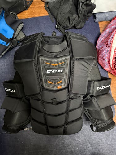 *Rare* Fit 1 (SM/MED) CCM AB18 Pro Goalie Chest Protector Pro Stock (New)
