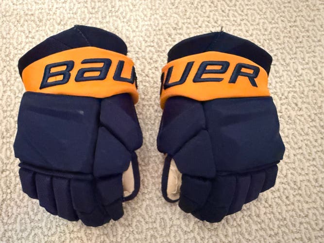 Bauer Pro Stock Vapor Return Team issue NHL Gloves - Nashville Predators - 13”