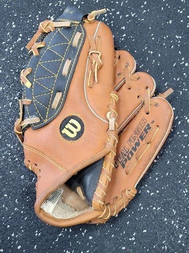 Used Wilson EZ CATCH BB/SB Glove RH Throw Brown 9 1/2" 11849-S000040074
