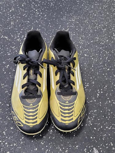 Used Adidas F50 Soccer Cleats Gold Junior 04.5 11849-S000040094
