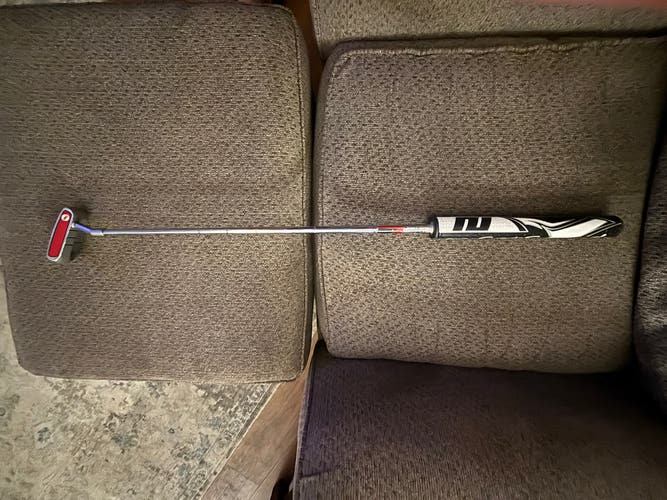 Unisex Odyssey Crimson Series Mallet Left Hand Putter Steel Shaft 34" (Used)