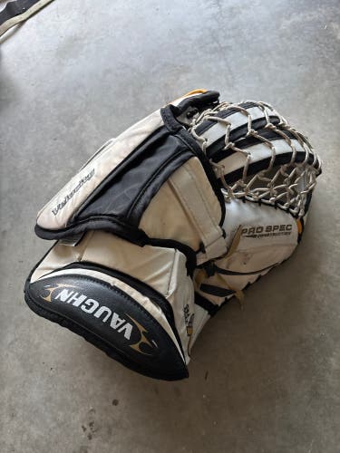 Vaughn V6 2200 PRO Regular (Used)