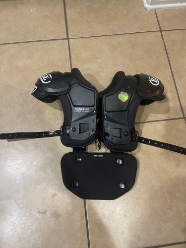 Large Youth Battle Phantom Shoulder Pads (Used)