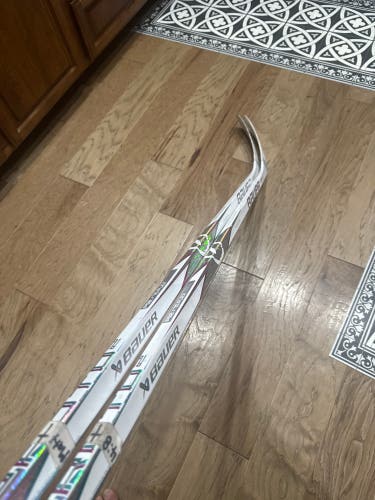 Intermediate Bauer Proto2 Right Handed Hockey Stick P92 74 Flex (Used)