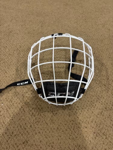 Medium CCM FM680 Full Cage (Used)