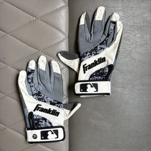 Small Franklin Batting Gloves (Used)