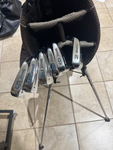 Men's Right Handed Iron Set Stiff Flex (Used)