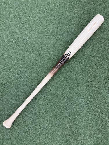 Old Hickory Maple 33”28NABat