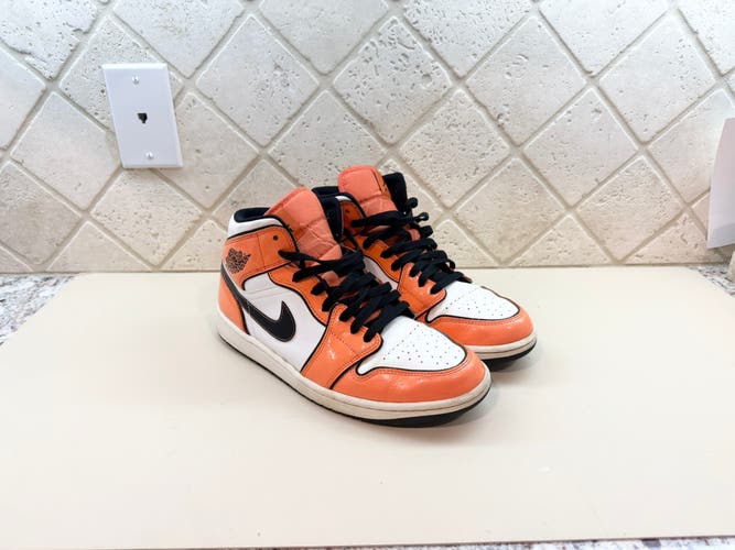 Air Jordan 1 Mid SE “Turf Orange” Shoes Size 9.5