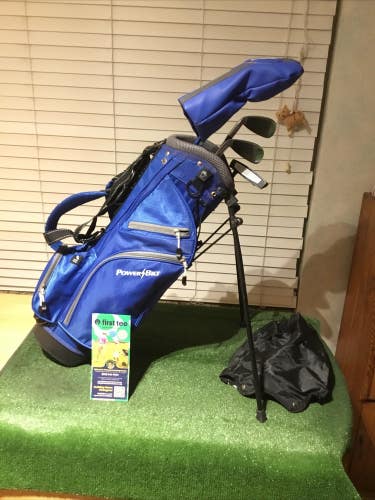 Powerbilt Juniors Set (Driver, 7 Iron, Wedge, Putter) Jr. Graphite & Stand Bag