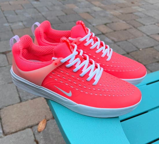Men’s Nike SB Zoom Nyjah 3 Skateboard Sneakers DV7896-600 Hot Punch US Size 10.5