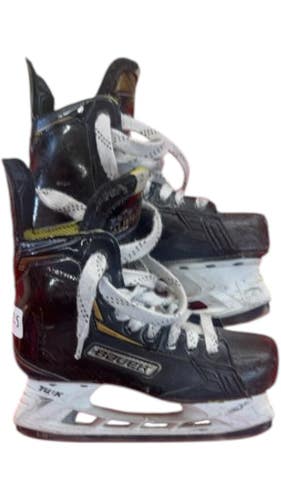 Bauer Supreme Matrix Hockey Skates Used Size 2.5