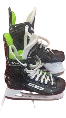 Bauer Hockey Skates XLS Used Size 2.5