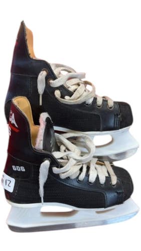Mega 606 Ice Skates Black Used Size 12