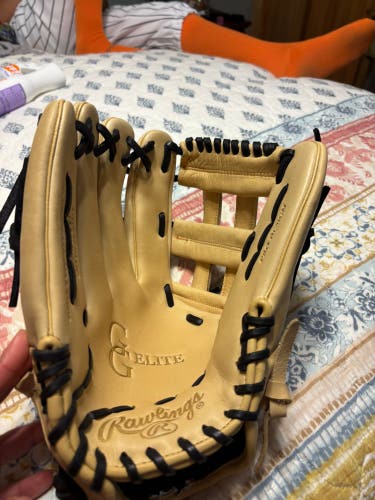 2025 Rawlings Pro Series RH Outfield Baseball Glove 12.75" (Used)