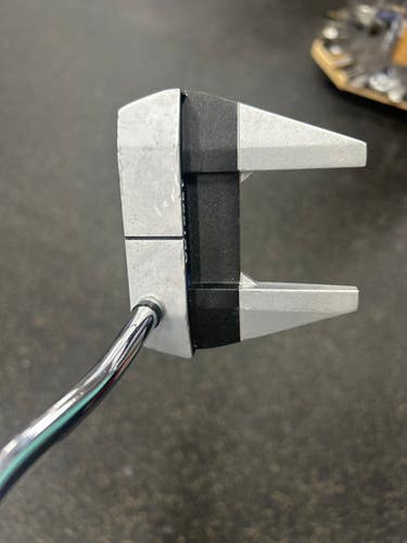 Used Odyssey VERSA O WORKS 7 Mens Putter RH 11337-S000487173