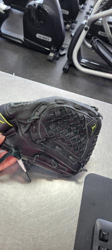Used Mizuno FP 12.5 BB/SB Glove RH Throw Black 12 1/2" 11497-S000158035